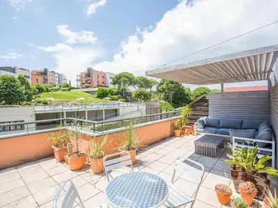 Un balcón o terraza de Apartment Jardins Sa Boadella by Interhome