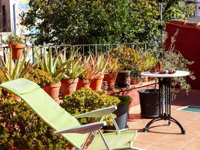 Jardín al aire libre en Holiday Home Sant Joan by Interhome