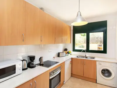Una cocina o zona de cocina en Holiday Home Mas Pere by Interhome