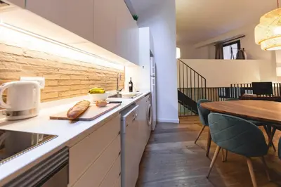 Una cocina o zona de cocina en Bravissimo Sacsimort