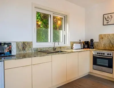 Una cocina o zona de cocina en 