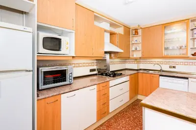 Una cocina o zona de cocina en HomeHolidaysRentals Keyla