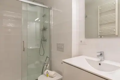 Un baño de Flateli Rambla 5 3-1