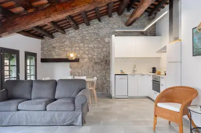 Una cocina o zona de cocina en Flalteli Rambla 5 4-1