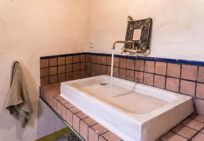 Un baño de Masia Mediterranian Country House Ca l'Isidre Torrent