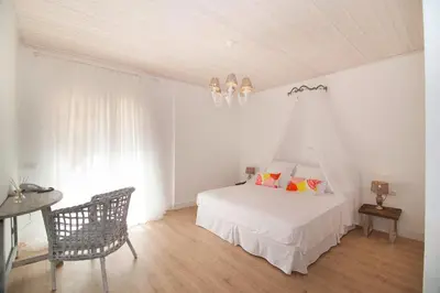 Cama o camas de una habitación en Es Cel de Begur Hotel