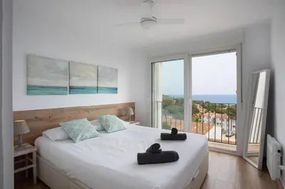 Cama o camas de una habitación en Ka Mahina a Calella de Palafrugell