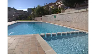 Piscina en o cerca de LLOGUER30 Margaret's Family House with pool and parquing