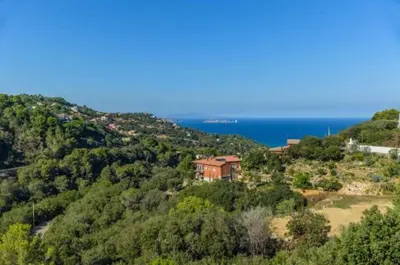 Paisaje cerca de esta villa