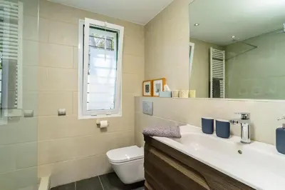 Un baño de SR-32 BEGUR SA RIERA 4 PAX