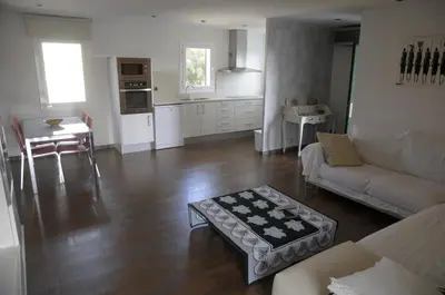 Una cocina o zona de cocina en Encantador apartamento en S'Agaró-Platja de Aro