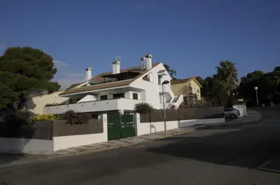 Edificio en el que se encuentra el apartamento