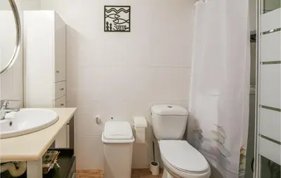 Un baño de Cozy Apartment In Malgrat De Mar
