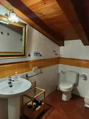 Un baño de Turismo Rural Calaliu