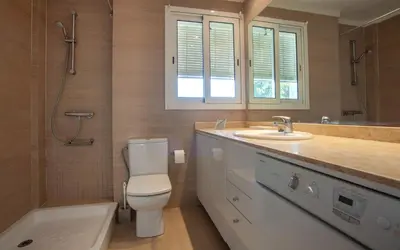 Un baño de Cliper A3