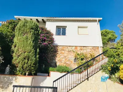 Jardín al aire libre en Mediterranean Villa Investingspain sea view and pool