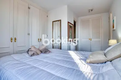 Cama o camas de una habitación en Les brises 2 Apartament per 4 persones amb vistes a la badia de S'Agaró