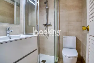 Un baño de Les brises 2 Apartament per 4 persones amb vistes a la badia de S'Agaró