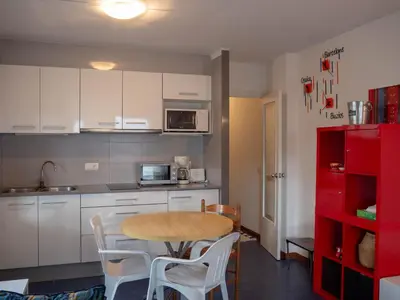 Una cocina o zona de cocina en Petite Marie Apartament acollidor per 2 persones a 2 minuts de la Platja Gran, en ple centre de Platja d'Aro
