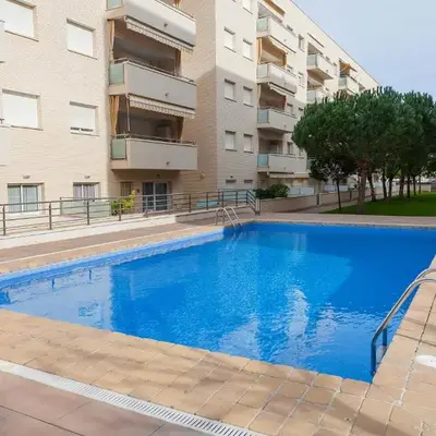 Comfortable apartment with a swimming pool