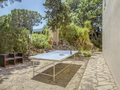 Instalaciones para jugar al ping pong en Villa in Arenys de Mar with Sea View o alrededores