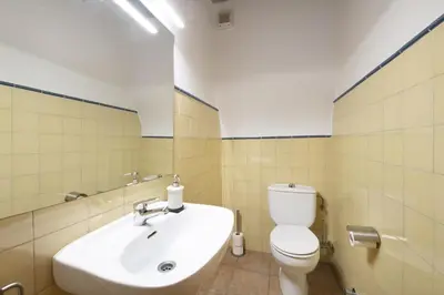 Un baño de Sleep & Stay Arab Baths Ático Apartment