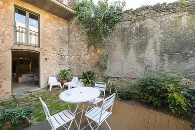 Jardín al aire libre en Apartamento Baños Arabes con jardín