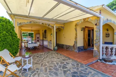Un patio o zona al aire libre en Club Villamar - Goliat