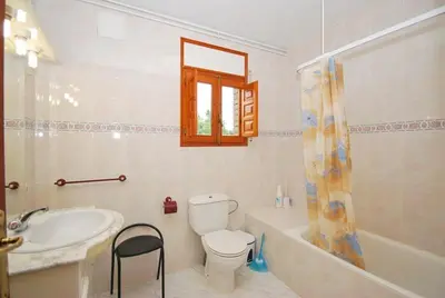 Un baño de Club Villamar - Poppy