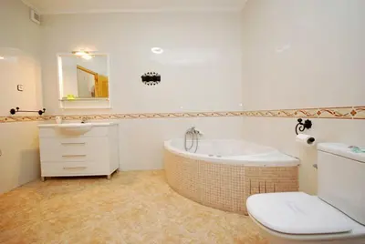 Un baño de Club Villamar - Tinoco