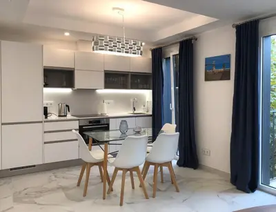 Una cocina o zona de cocina en Nuevo Luminoso Apartamento Catalina a 80 metros de la playa para 4 personas