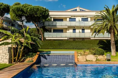 Piscina en o cerca de BL-1 CALELLA DE PALAFRUGELL 6 PAX