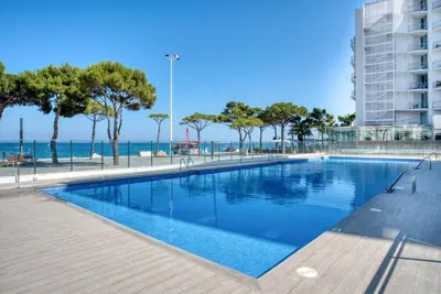 Piscina en o cerca de Penthouse on the first line