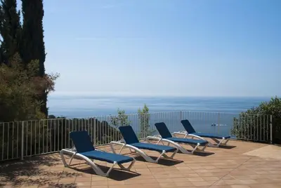 Paisaje cerca de esta villa