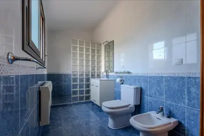 Un baño de Club Villamar - Nirwana