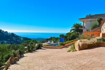 Paisaje cerca de esta villa
