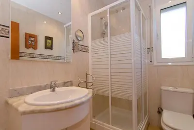 Un baño de Club Villamar - Tropics