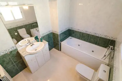 Un baño de Club Villamar - Valencia
