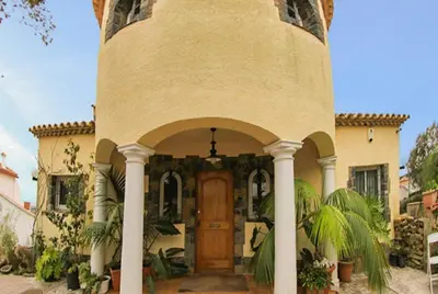 Edificio en el que se encuentra la villa