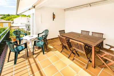 Un balcón o terraza de El Niu