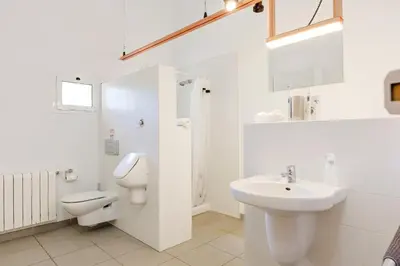 Un baño de Montgri