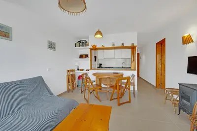 Una cocina o zona de cocina en H-13 Calella de Palafrugell 4 PAX