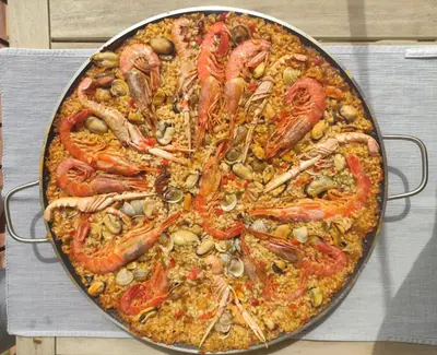 Comida en o cerca de esta casa o chalet