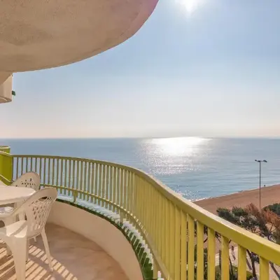 Hauzify I Apartaments SuperBeach