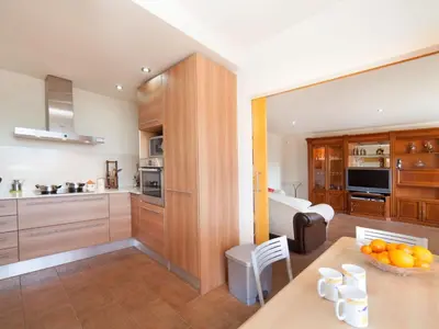 Una cocina o zona de cocina en Holiday Home Mas Ambros by Interhome