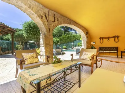 Zona de estar de Holiday Home Mas Ambros by Interhome