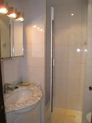 Un baño de Puig Grui 1