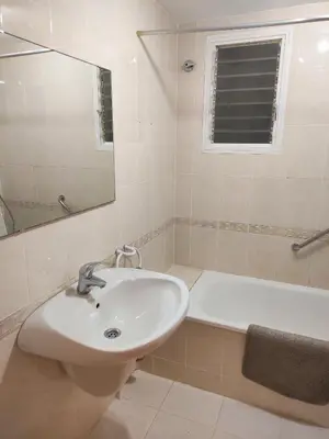 Un baño de Sol Pins II - Robert