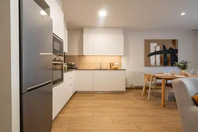 Una cocina o zona de cocina en Modern Central Apartment Building
