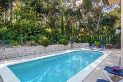 Piscina en o cerca de Villa La Torreta